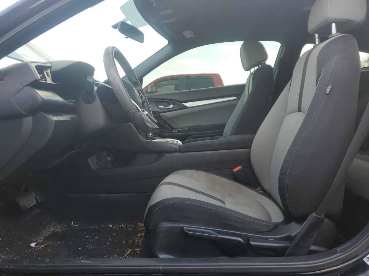 2018 Honda Civic Lx VIN: 2HGFC4B01JH305513 Lot: 82204014