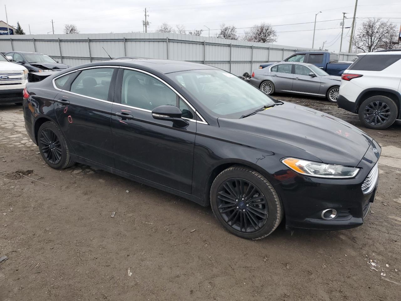 VIN 3FA6P0T95GR374538 2016 FORD FUSION no.4