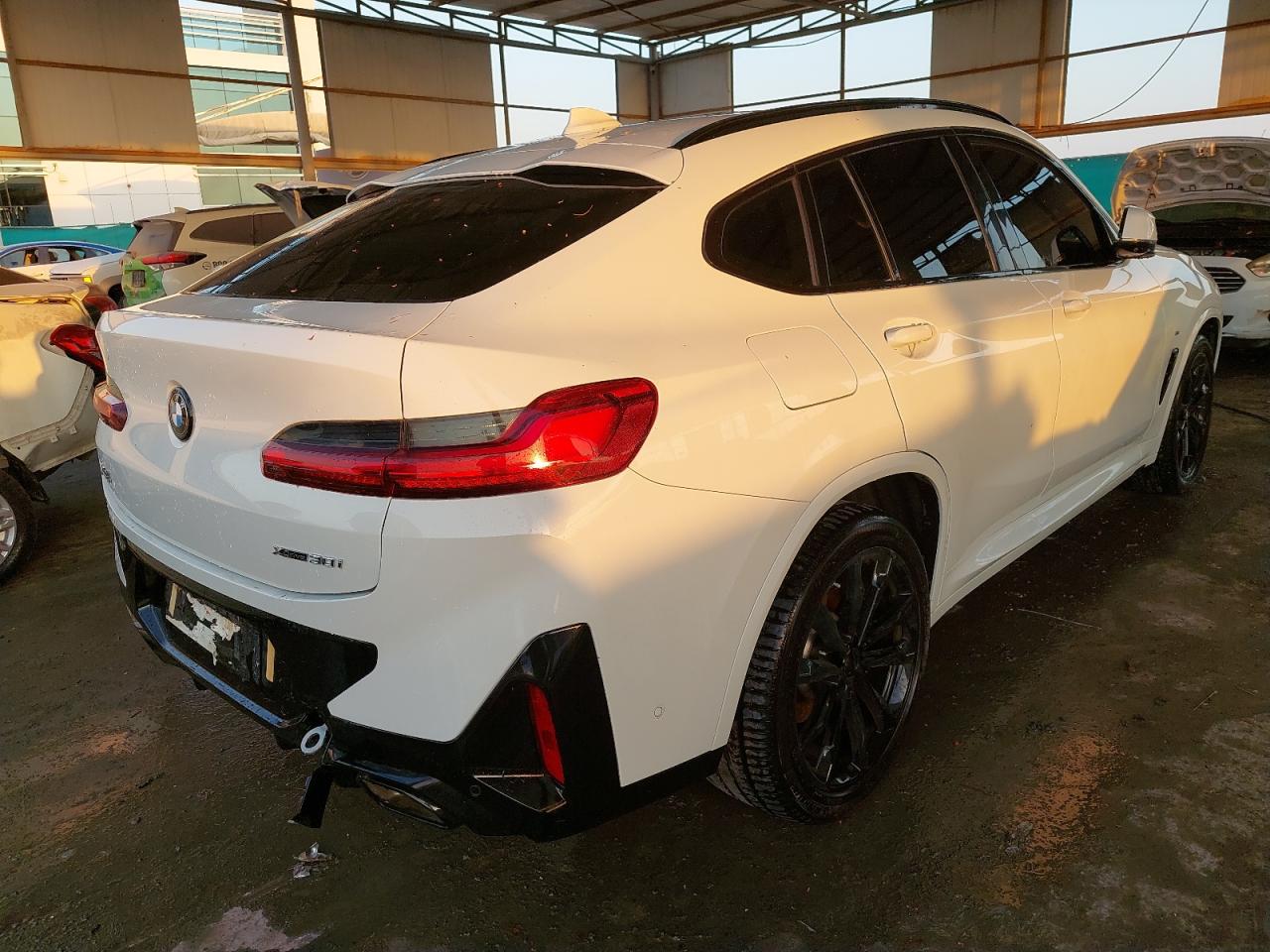 WBX31DT04N9K12239 - 2022 BMW X4 - #86677674