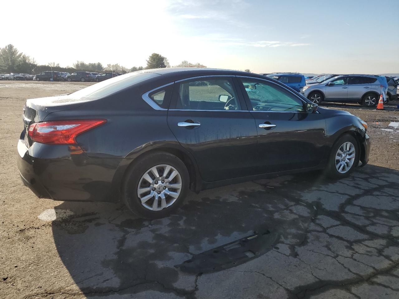 VIN 1N4AL3AP0HN366053 2017 NISSAN ALTIMA no.3