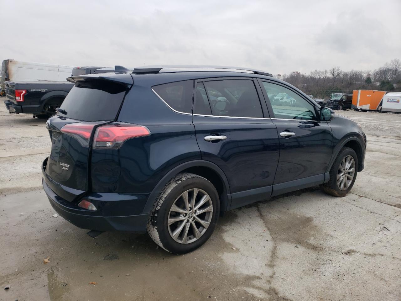 VIN 2T3DFREV5HW602957 2017 TOYOTA RAV4 no.3