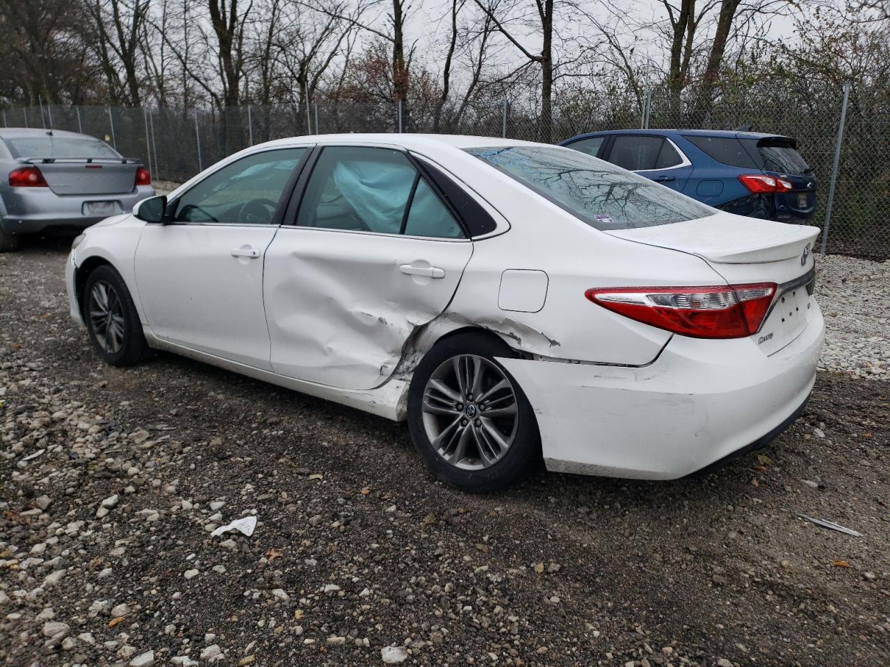 VIN 4T1BF1FK6GU123774 2016 TOYOTA CAMRY no.2