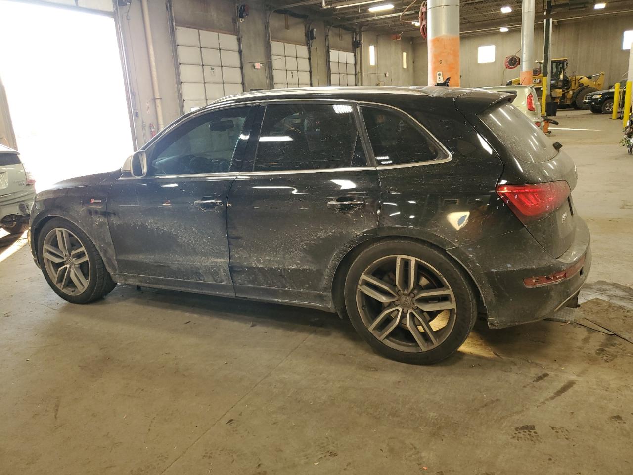 2015 Audi SQ5 - Image 2