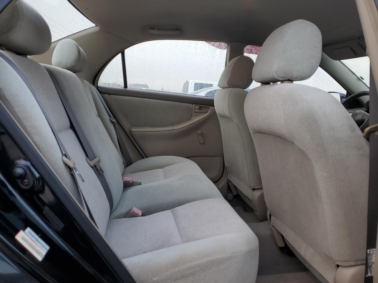 2004 Toyota Corolla - Image 10