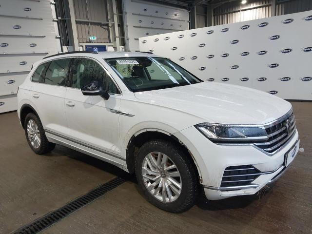 2019 VOLKSWAGEN TOUAREG V6