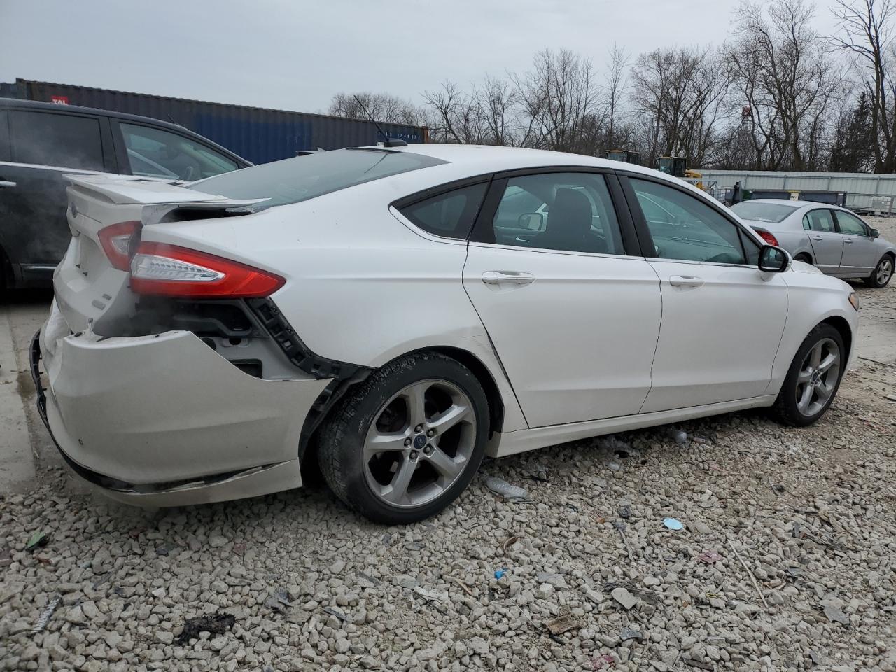 VIN 3FA6P0HD7GR196385 2016 FORD FUSION no.3