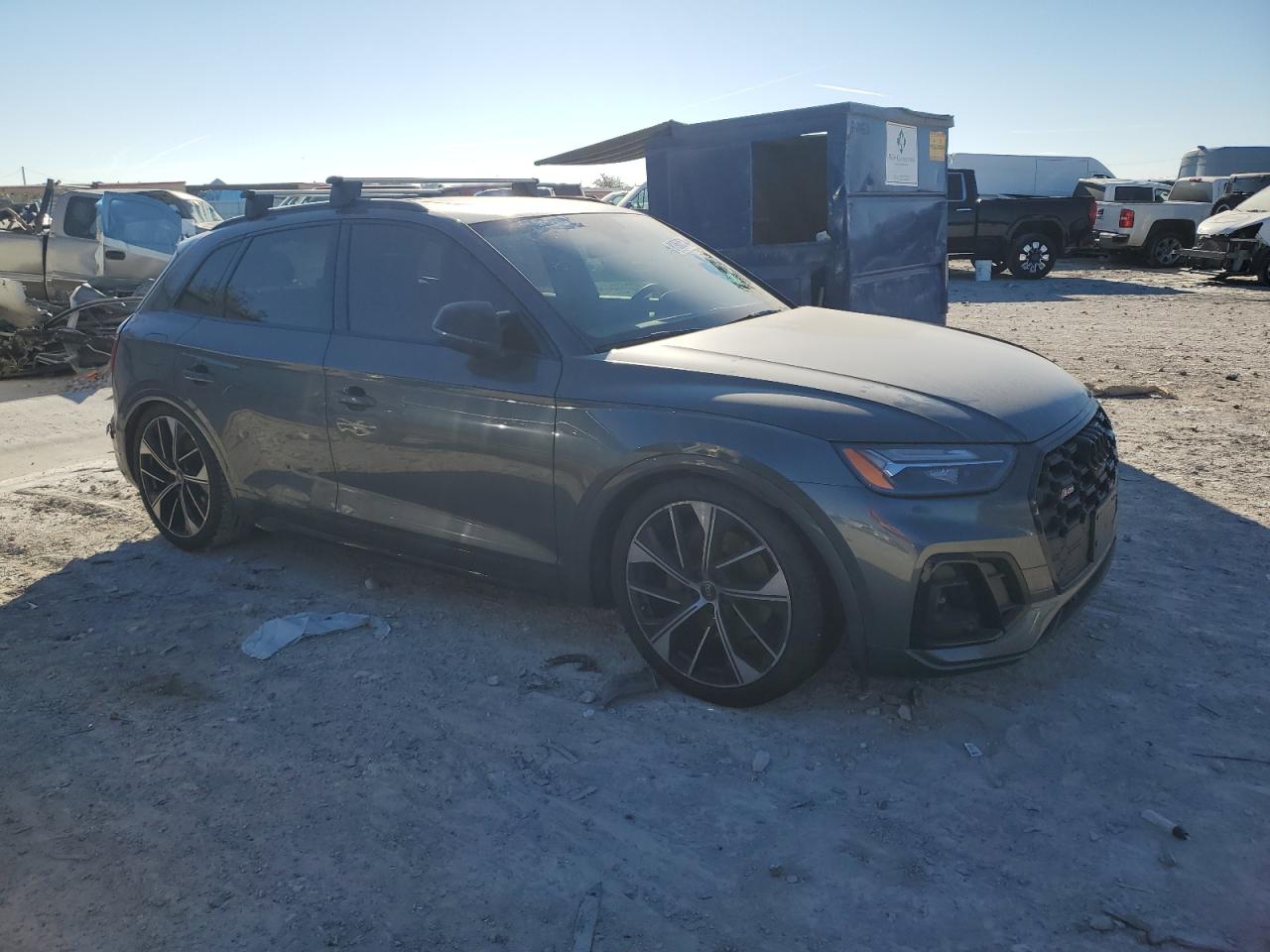 VIN WA1B4AFY7R2008656 2024 AUDI SQ5 no.4