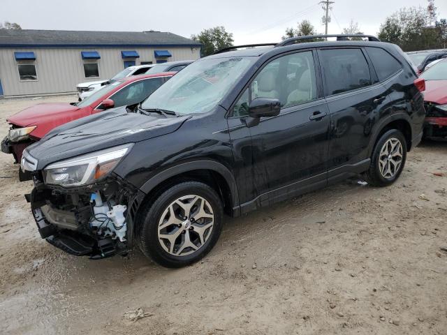  SUBARU FORESTER 2021 Черный