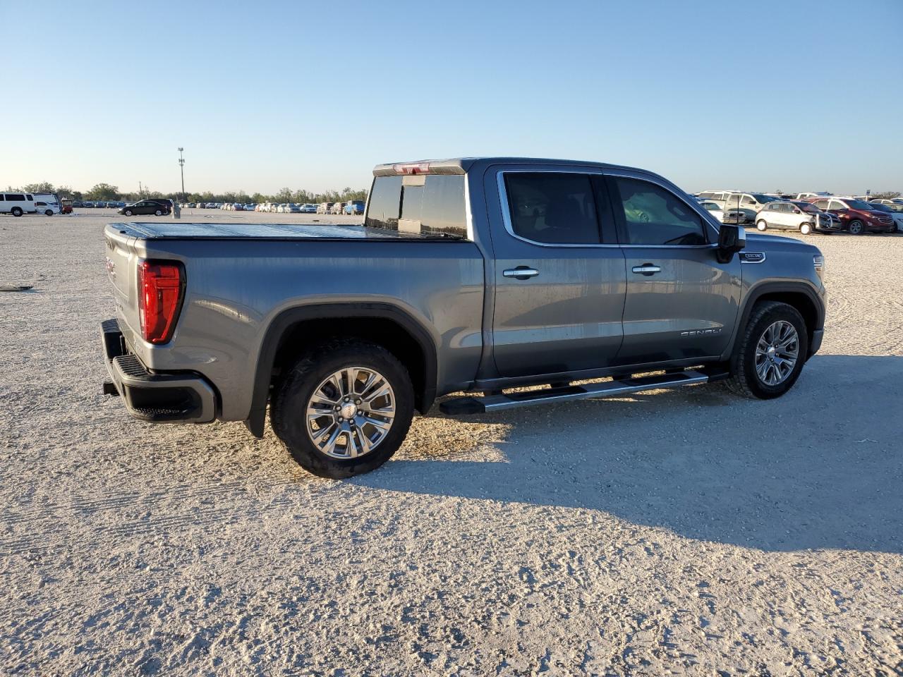 2020 GMC Sierra - Image 3