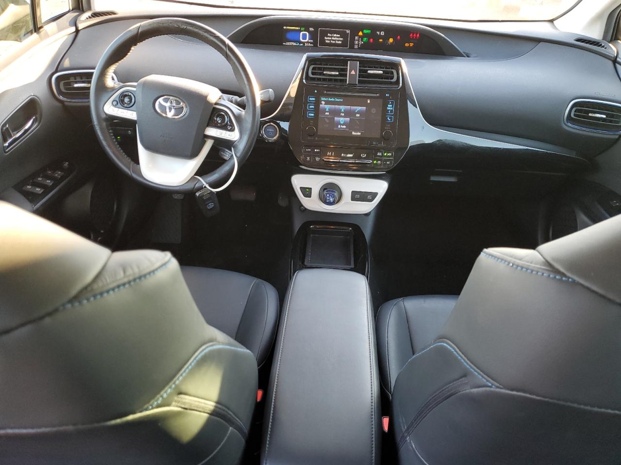 2017 Toyota Prius - Image 8