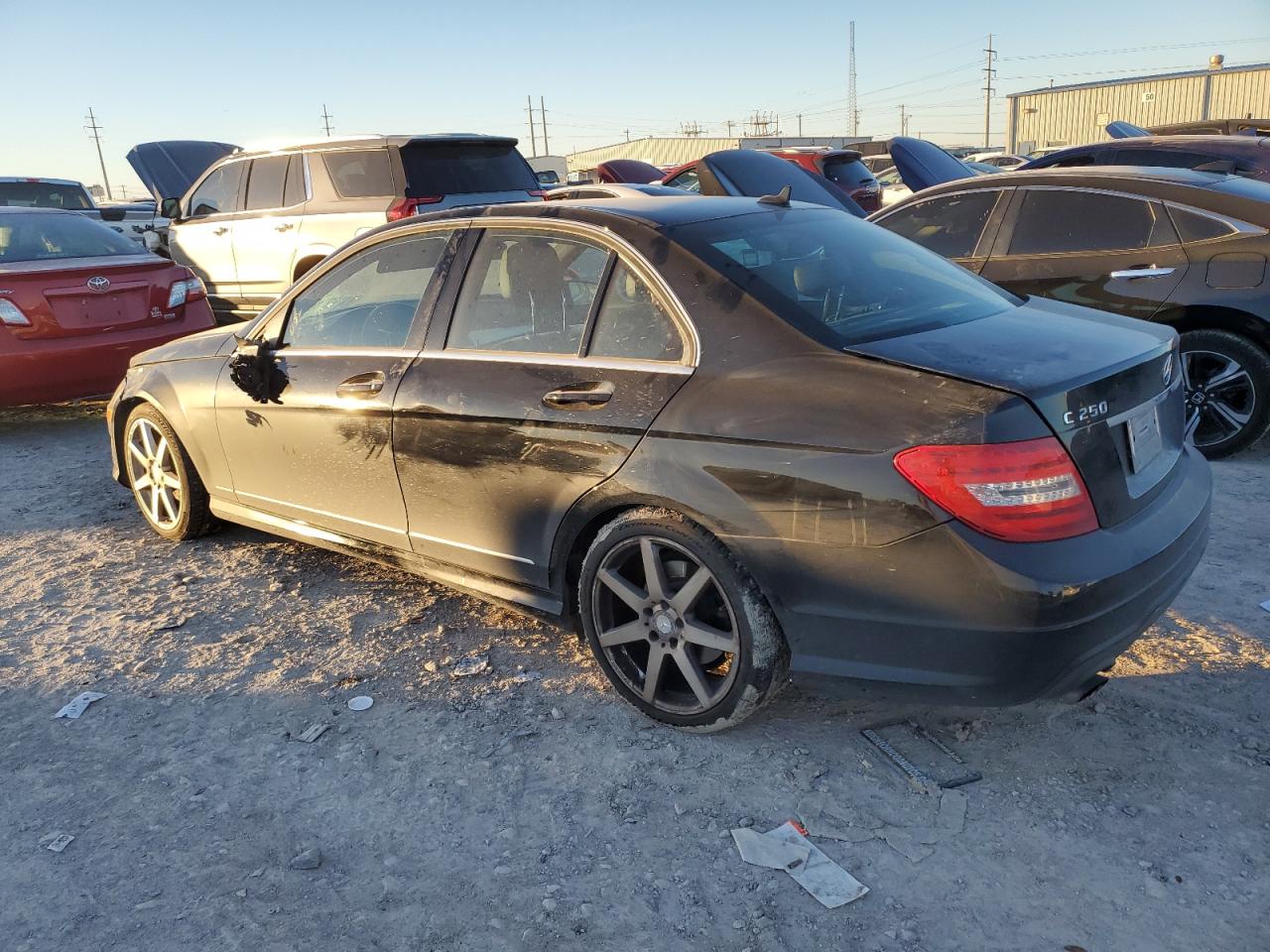 VIN WDDGF4HB6EG257145 2014 MERCEDES-BENZ C-CLASS no.2