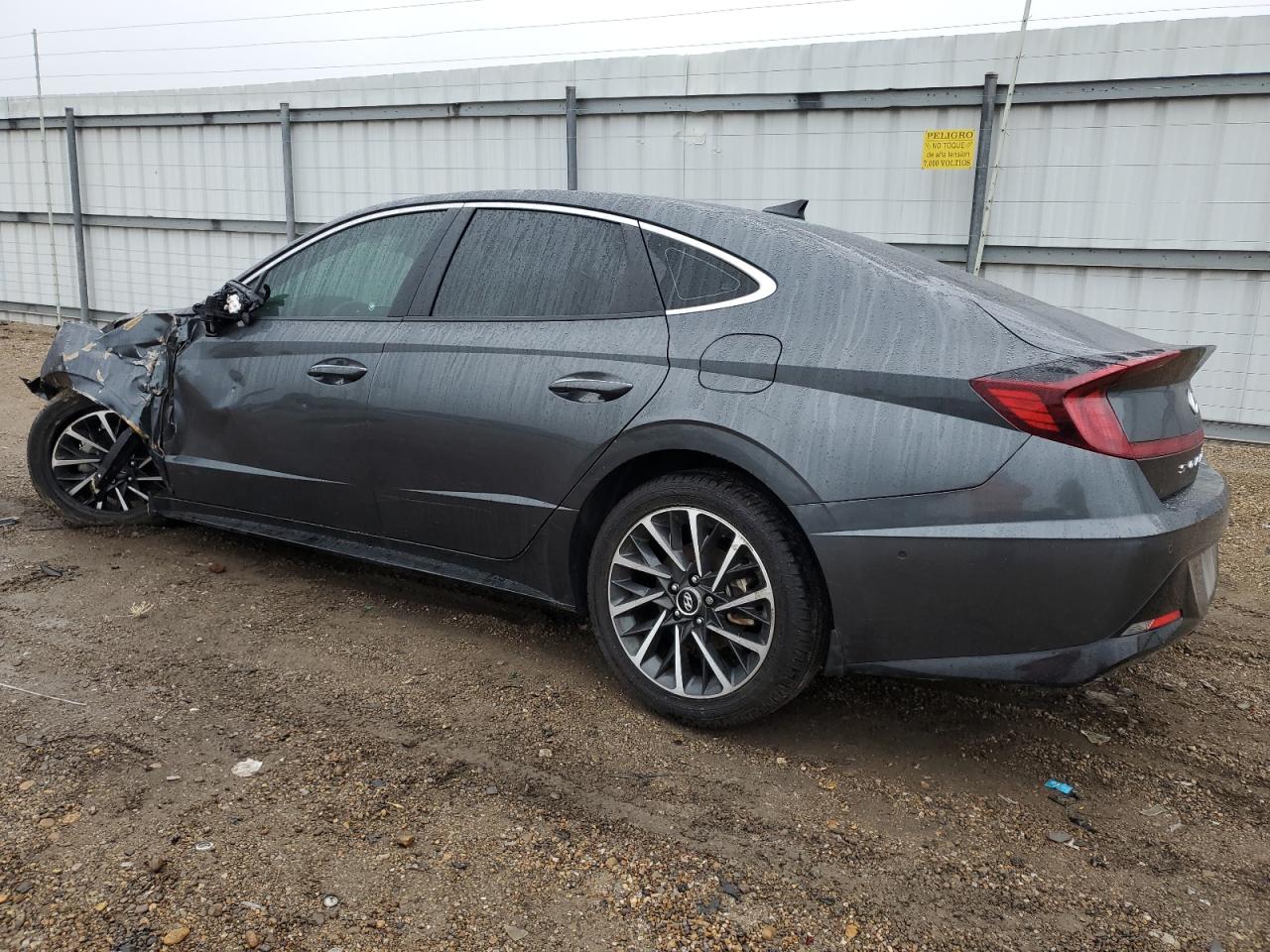 2022 Hyundai Sonata - Image 2