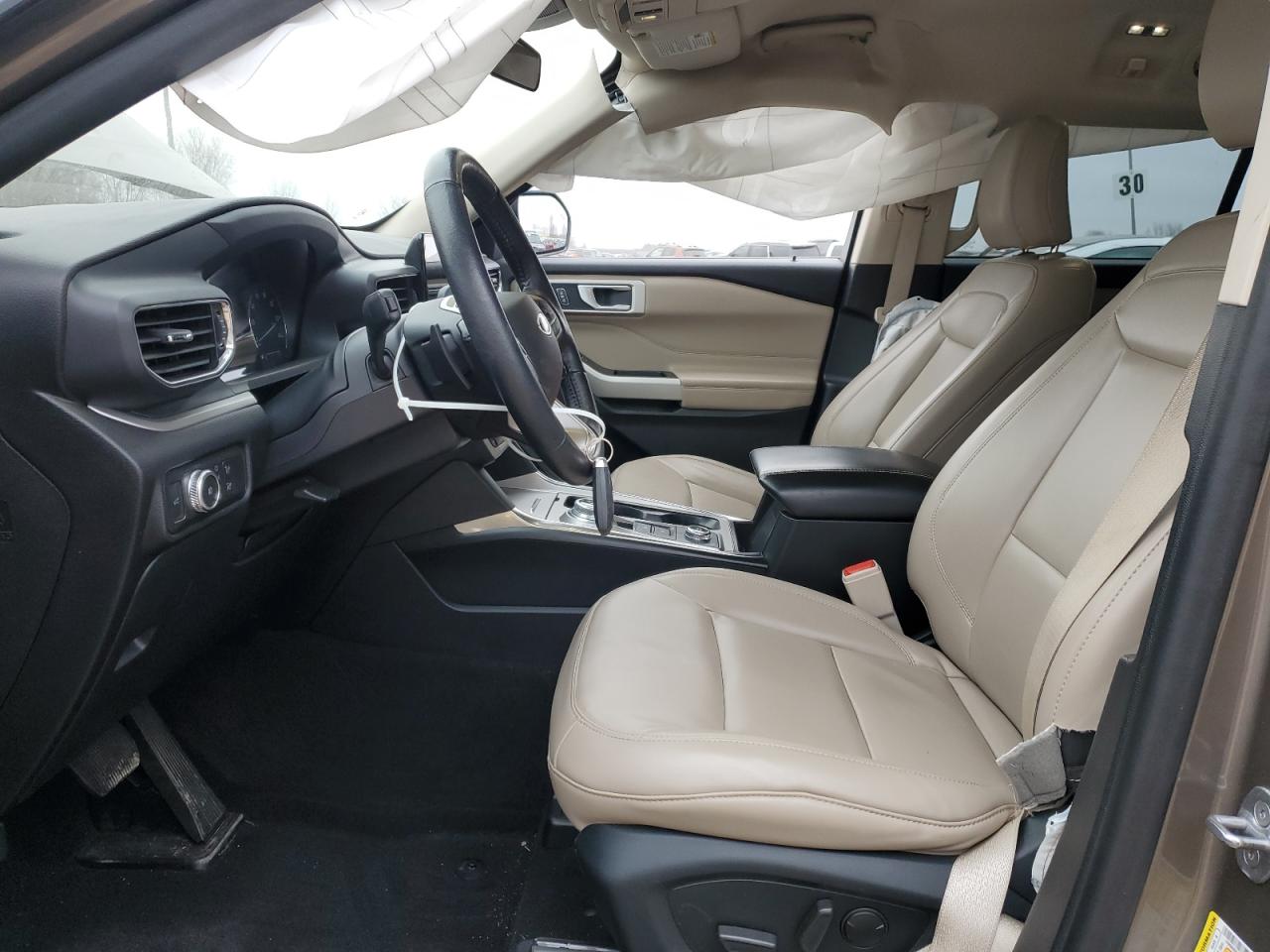 2021 Ford Explorer - Image 7