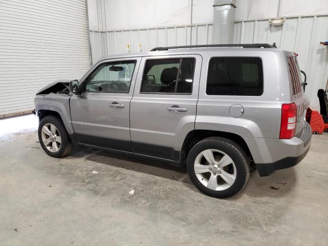  JEEP PATRIOT 2016 Srebrny