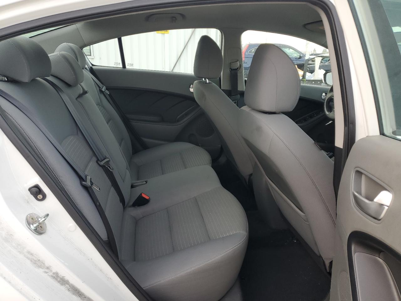 2018 Kia Forte - Image 10