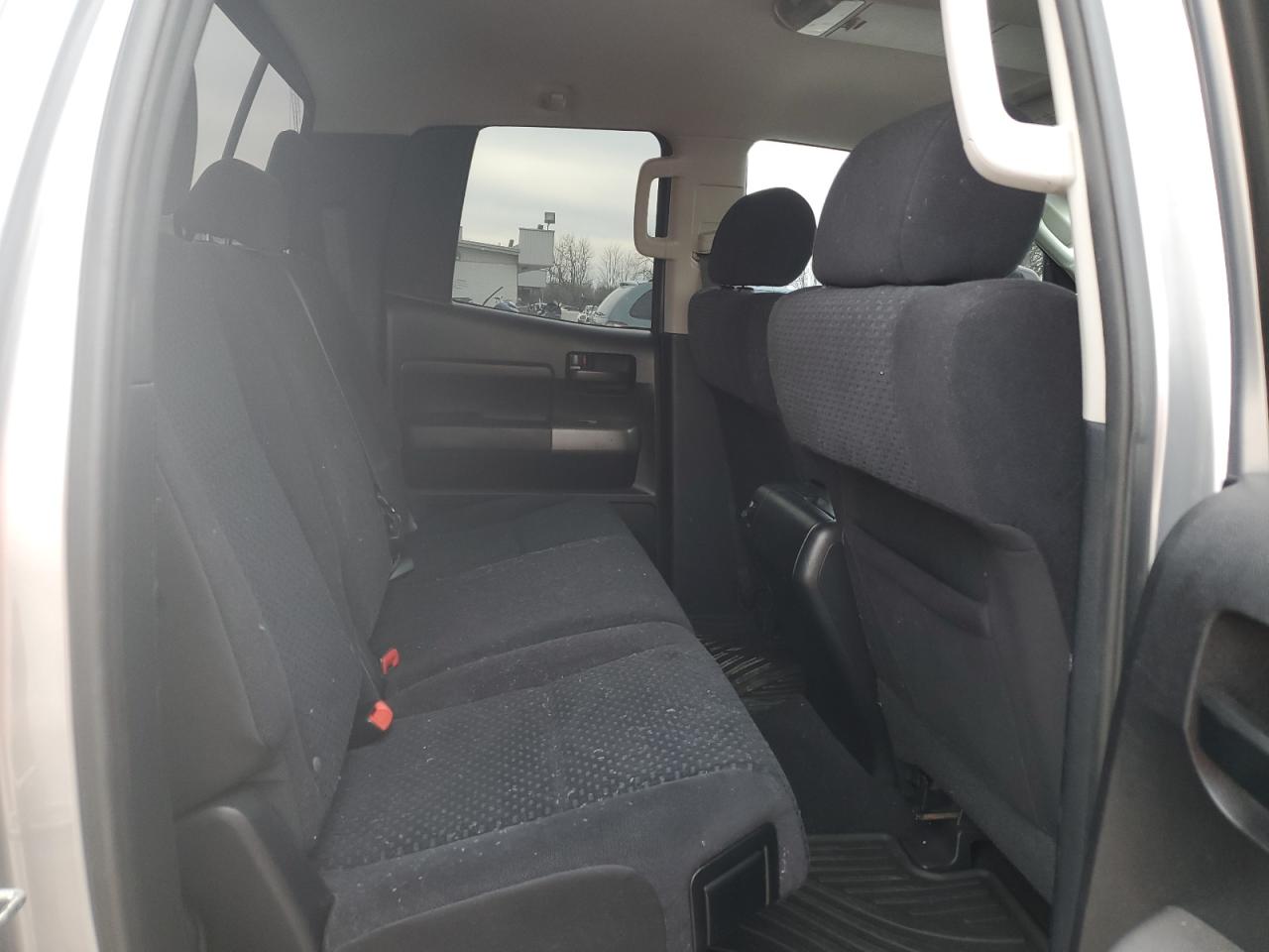 2010 Toyota Tundra - Image 10