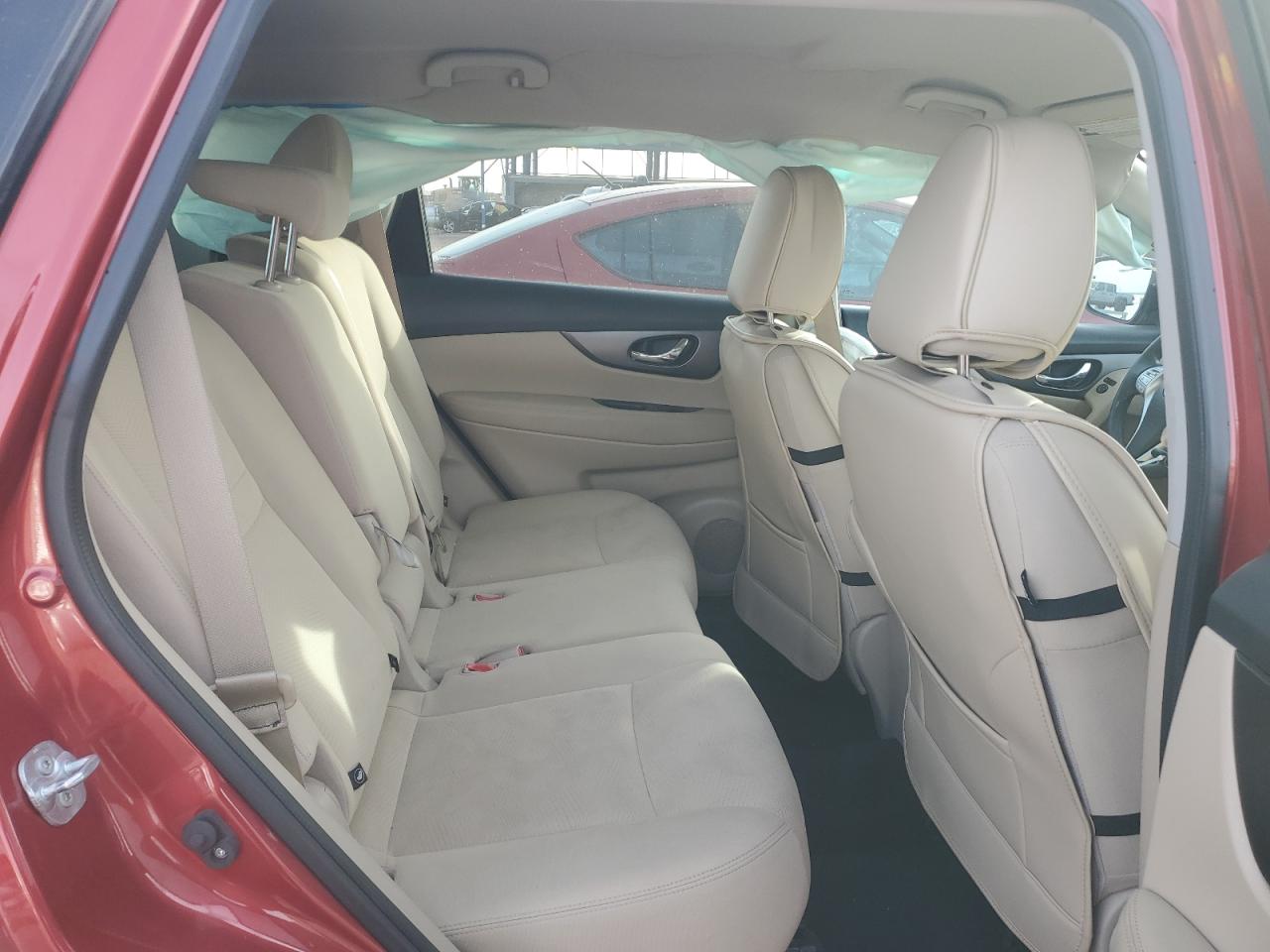 2016 Nissan Rogue - Image 10