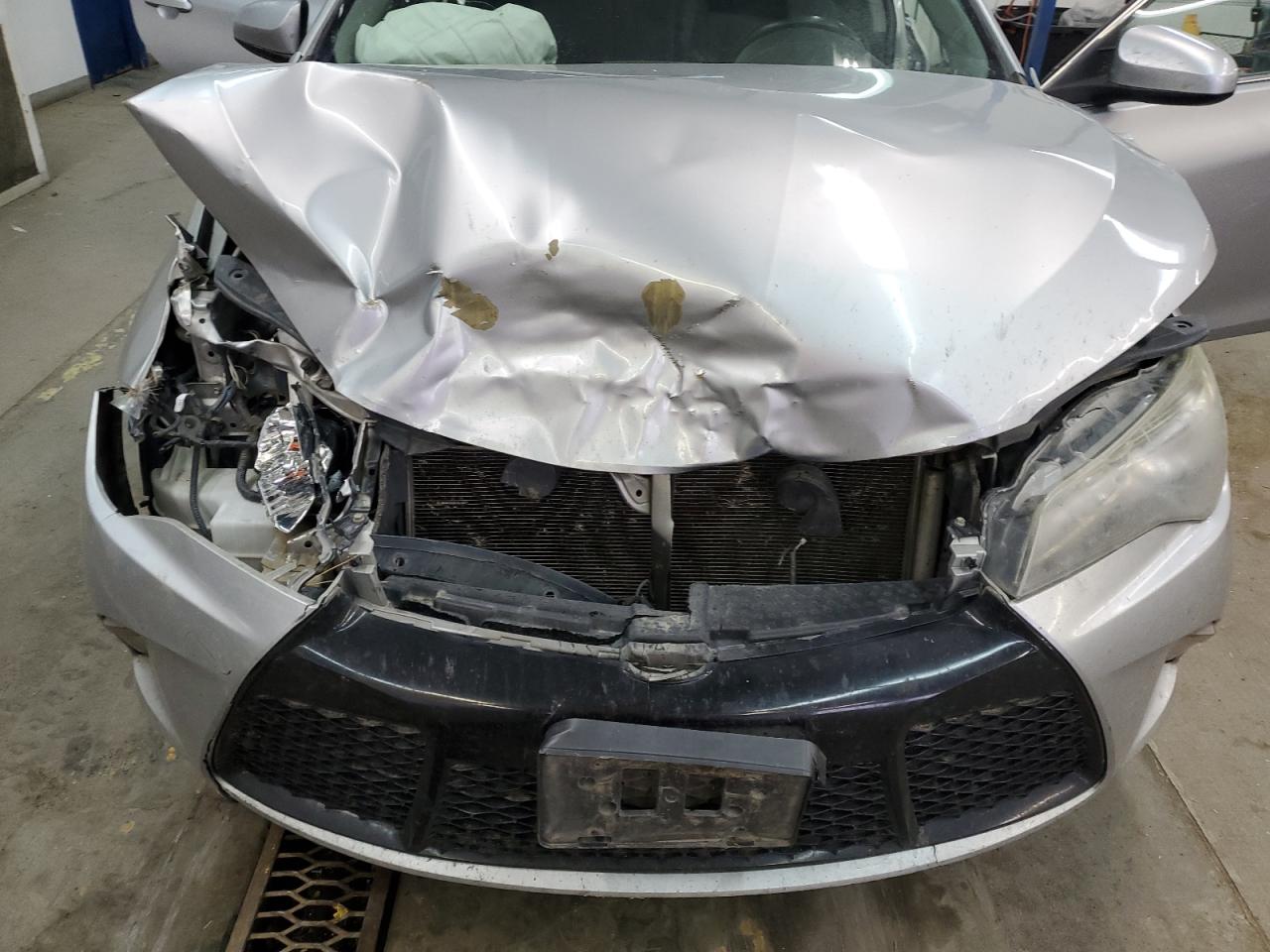 VIN 4T1BF1FKXGU137435 2016 TOYOTA CAMRY no.11