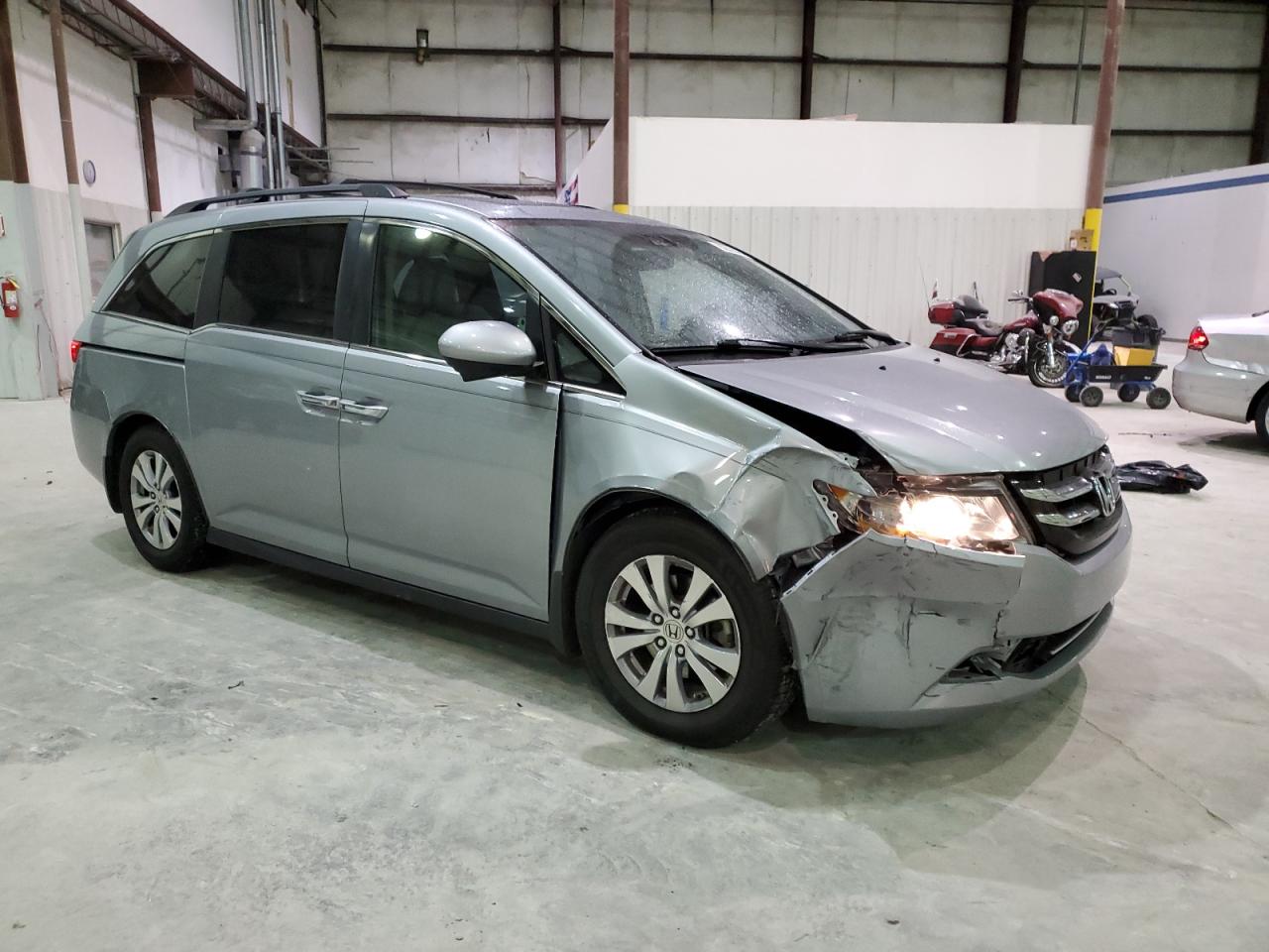 2016 Honda Odyssey - Image 4
