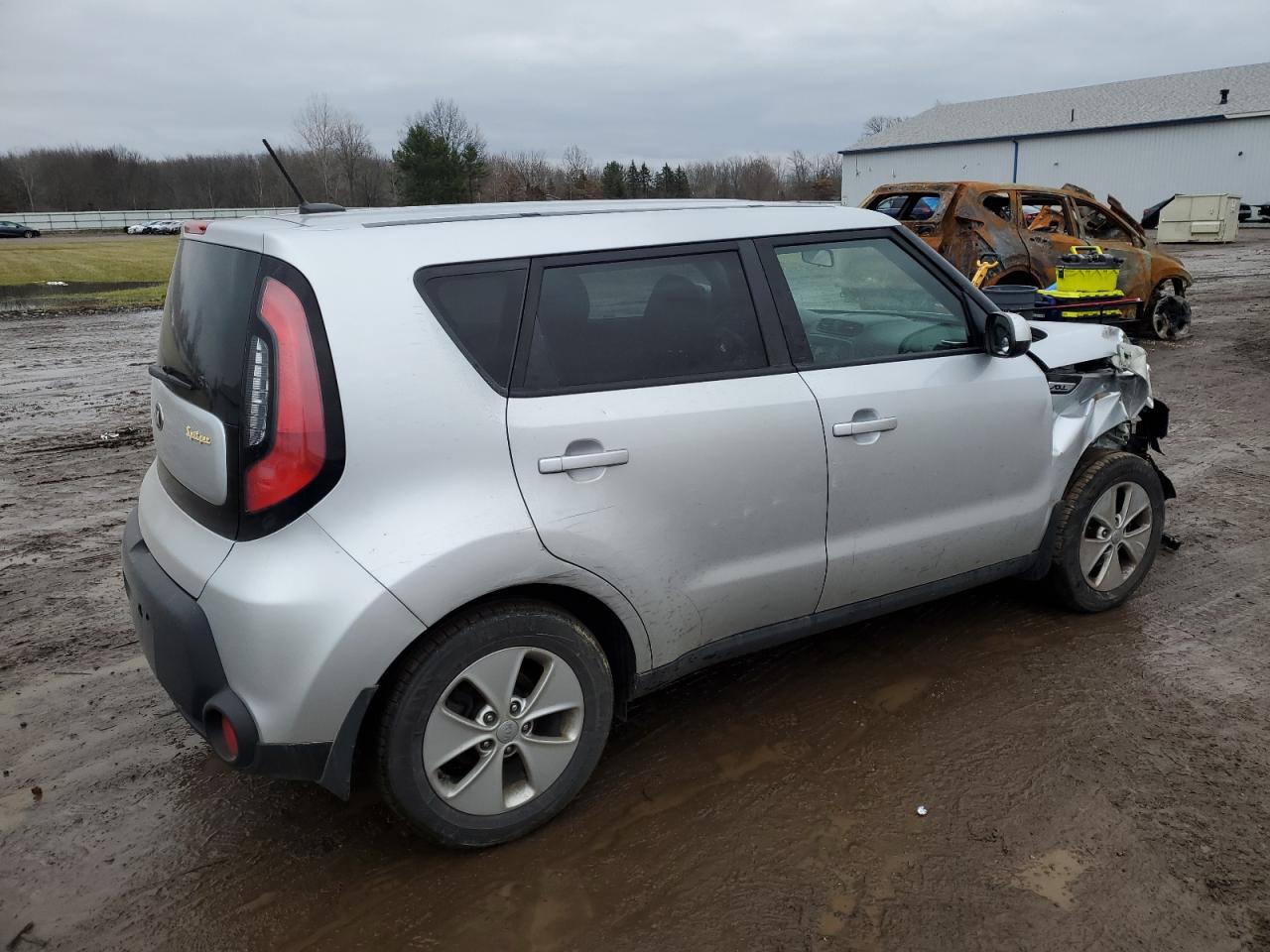 VIN KNDJN2A28G7844838 2016 KIA SOUL no.3