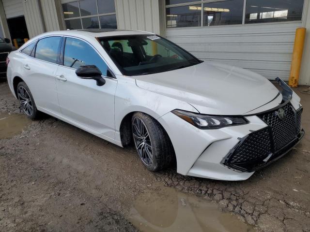  TOYOTA AVALON 2019 White