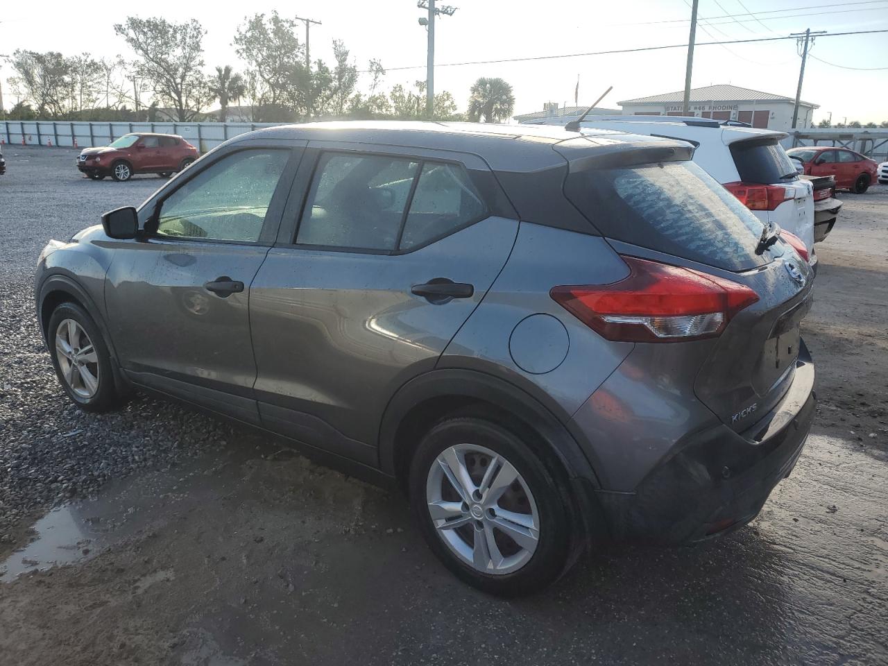 2020 Nissan Kicks - Image 2