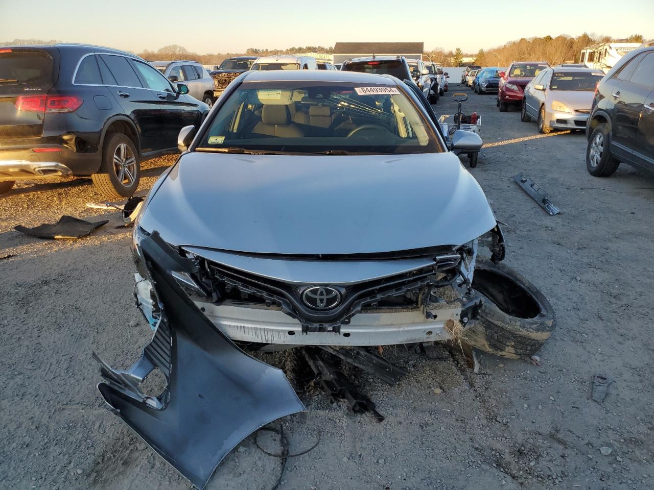 2018 Toyota Camry - Image 5
