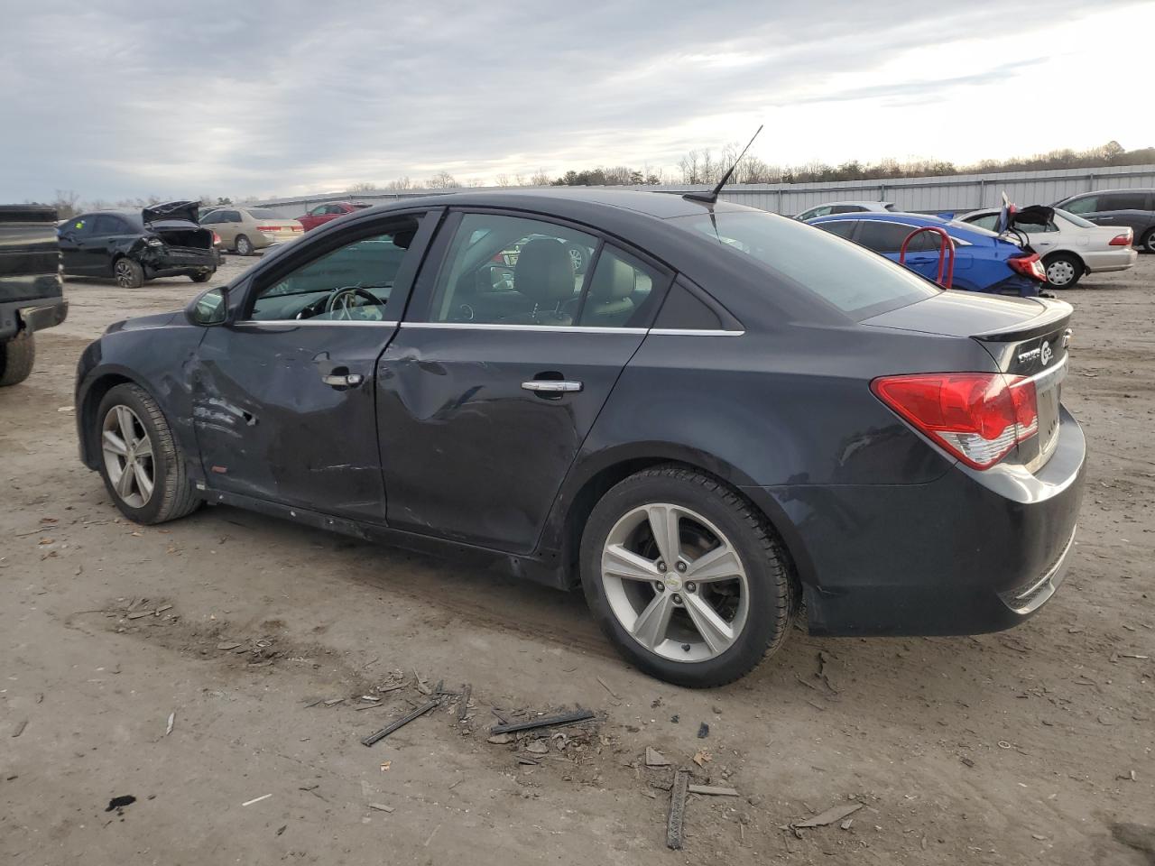 VIN 1G1PE5SB8D7271924 2013 CHEVROLET CRUZE no.2