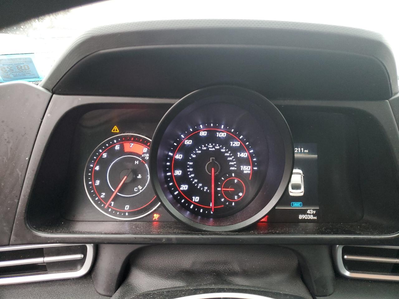 2021 Hyundai Elantra - Image 9