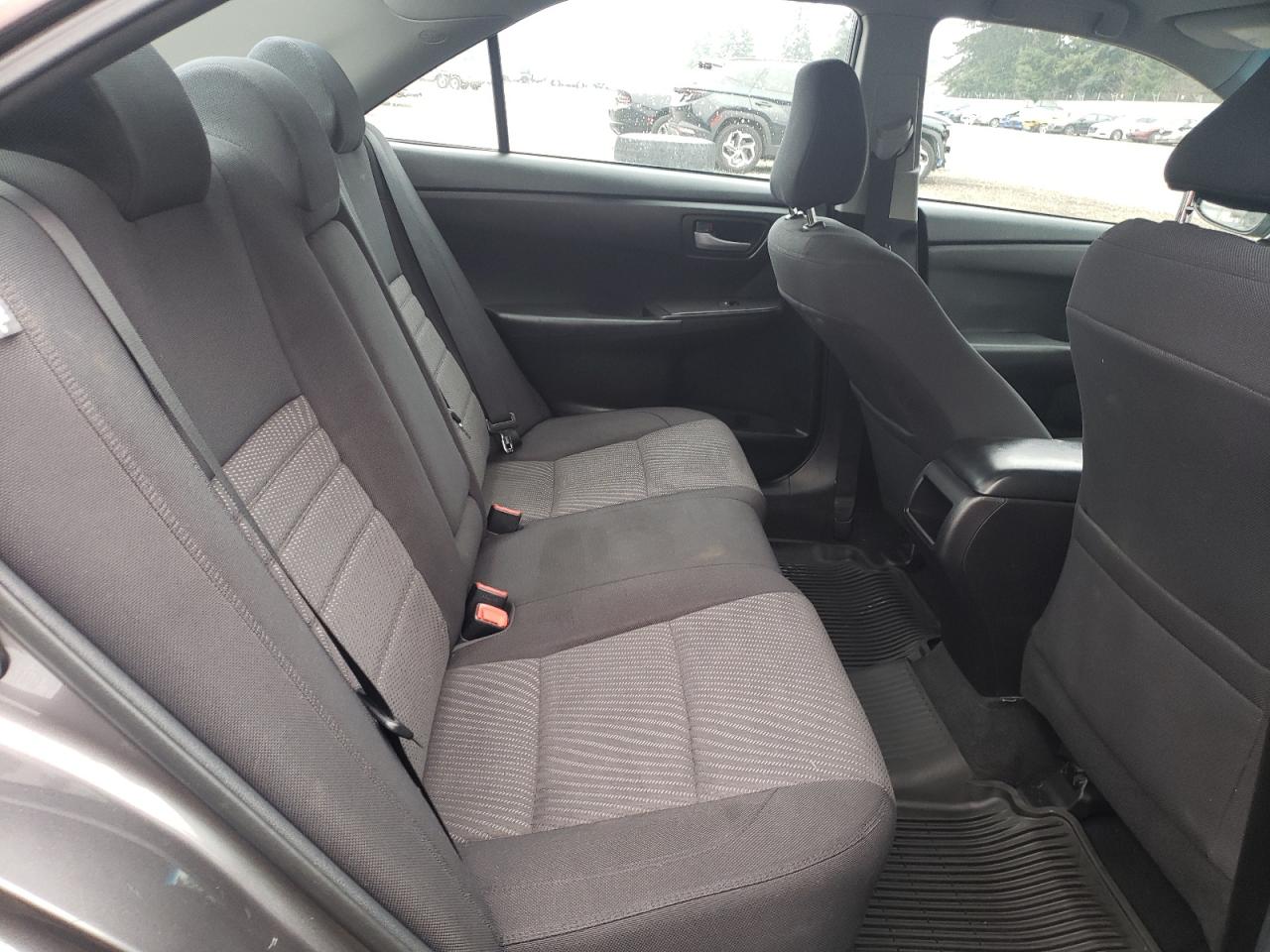 2016 Toyota Camry - Image 10