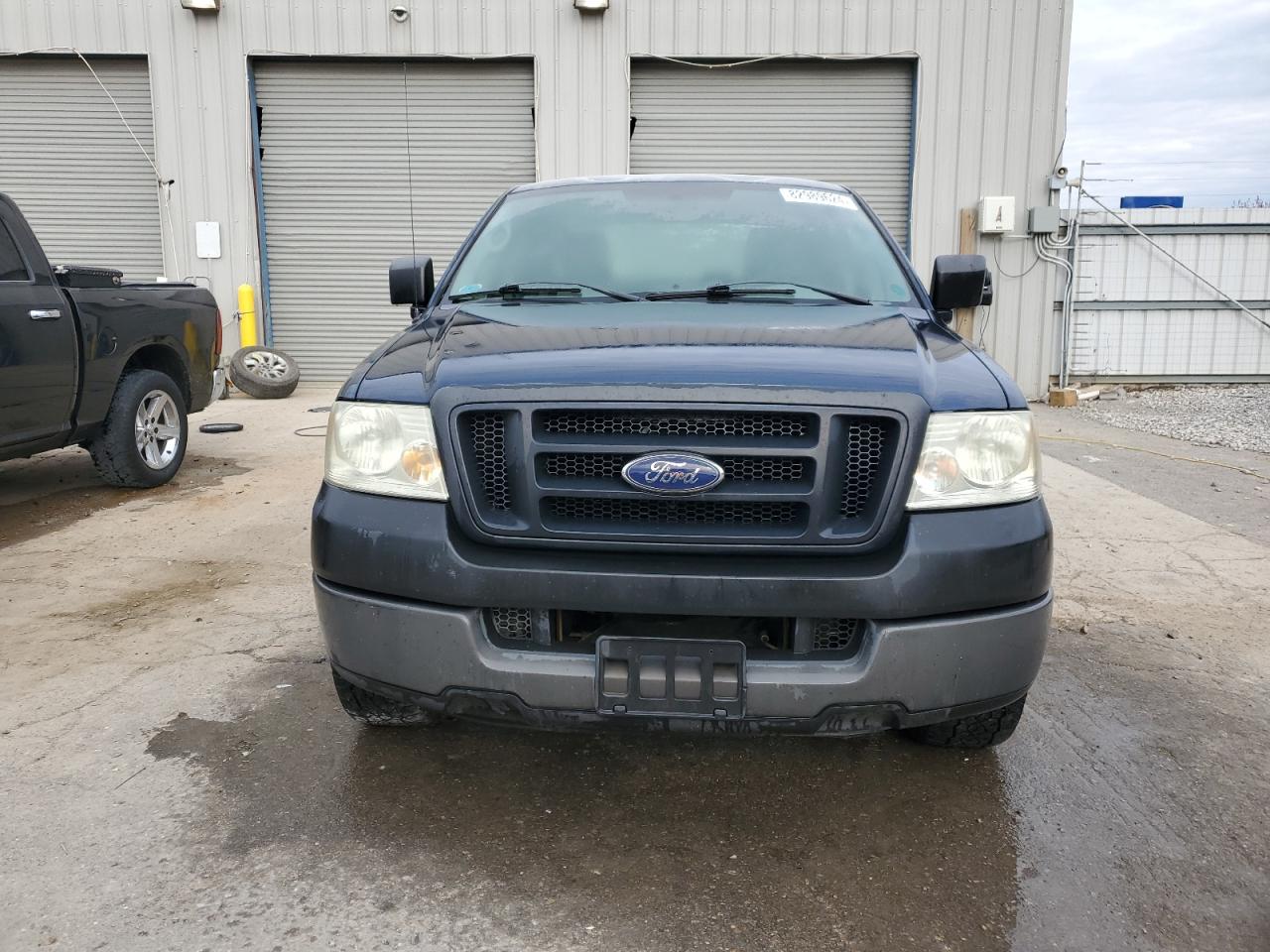 2005 Ford F-150 - Image 5