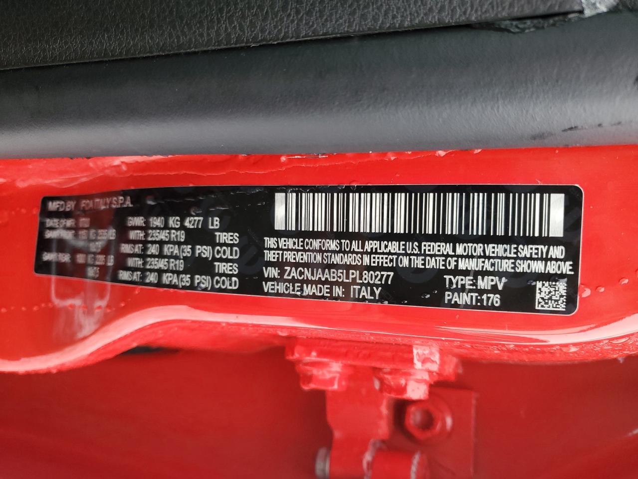 2020 Jeep Renegade - Image 13