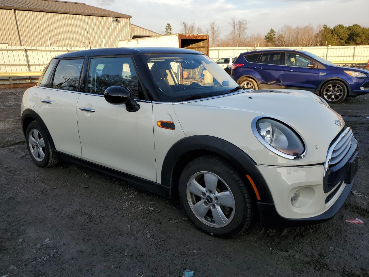 VIN WMWXS5C5XFT827585 2015 MINI COOPER no.4