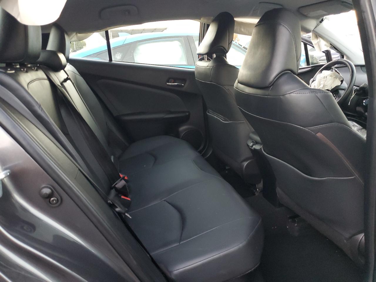 2022 Toyota Prius - Image 10