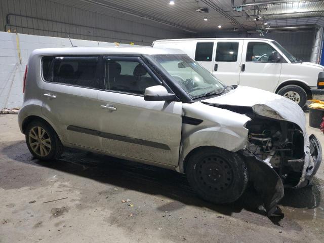 Паркетники KIA SOUL 2013 Серебристый