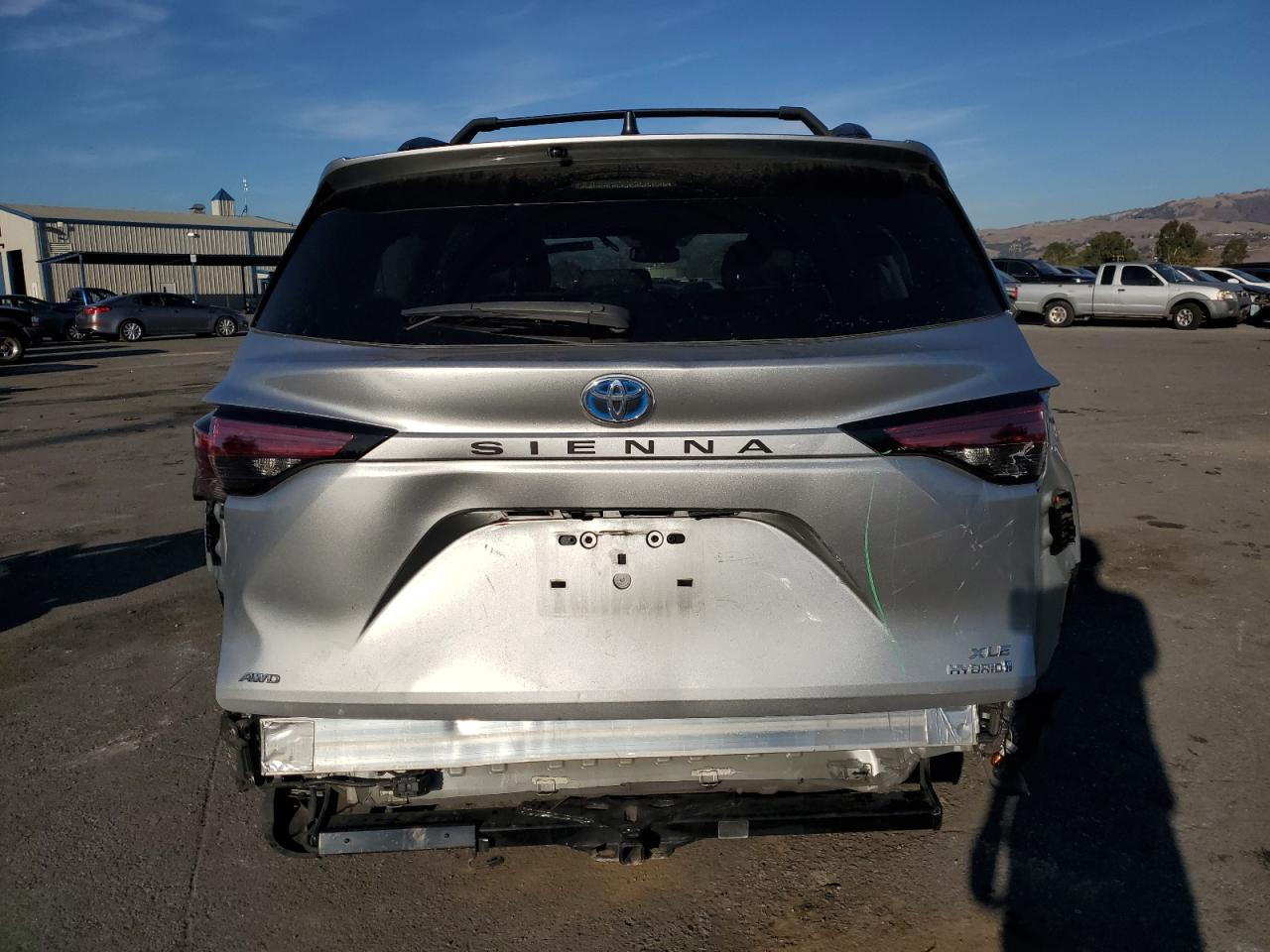 2022 Toyota Sienna - Image 6