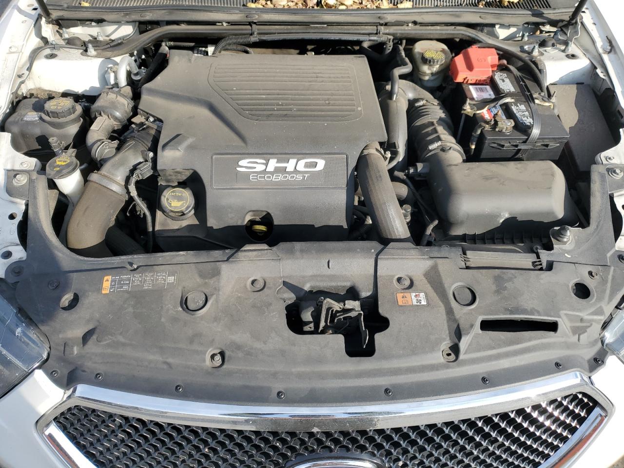 2017 Ford Taurus - Image 11