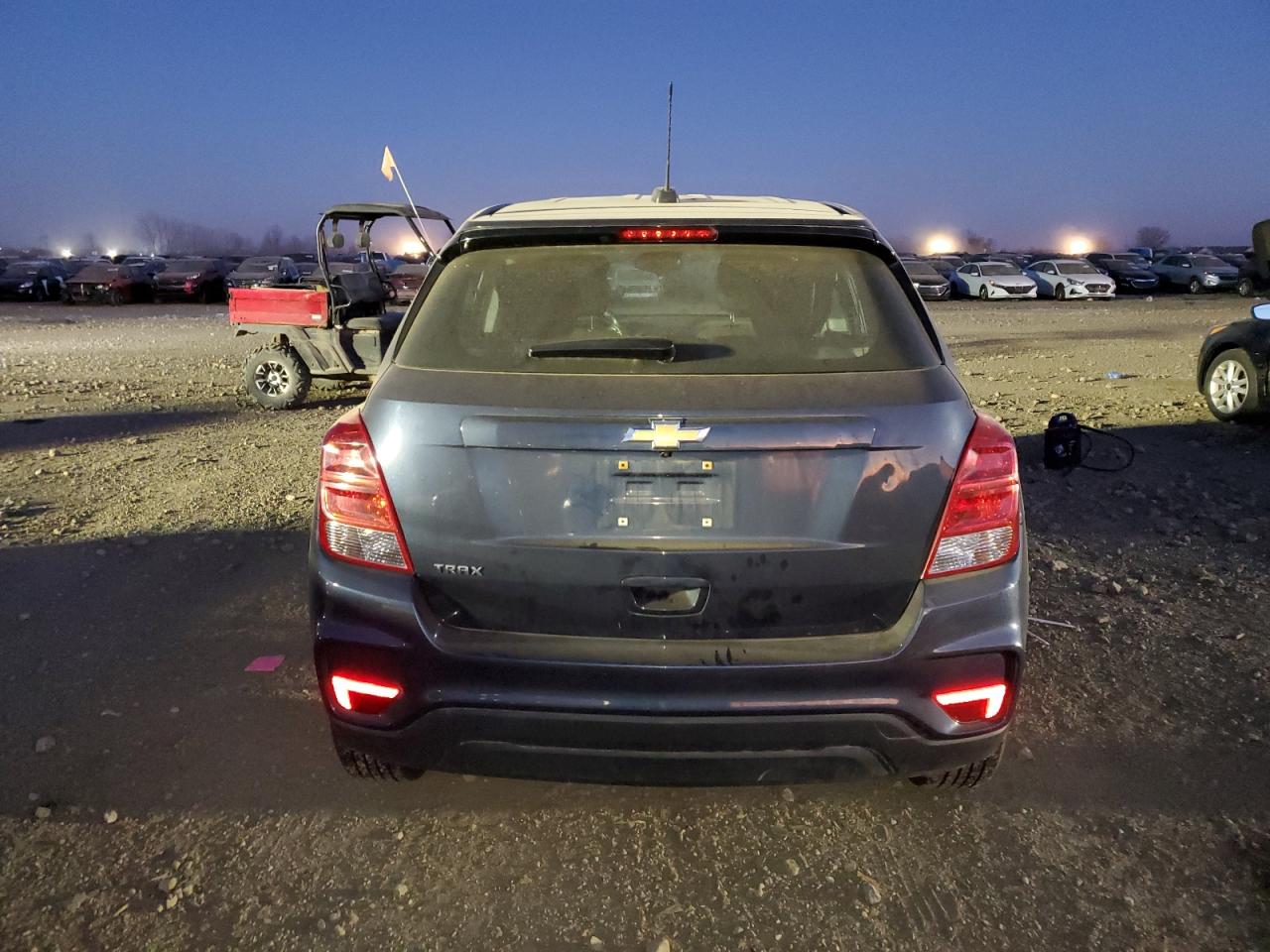 2018 Chevrolet Trax Ls VIN: 3GNCJKSB5JL175408 Lot: 82905314