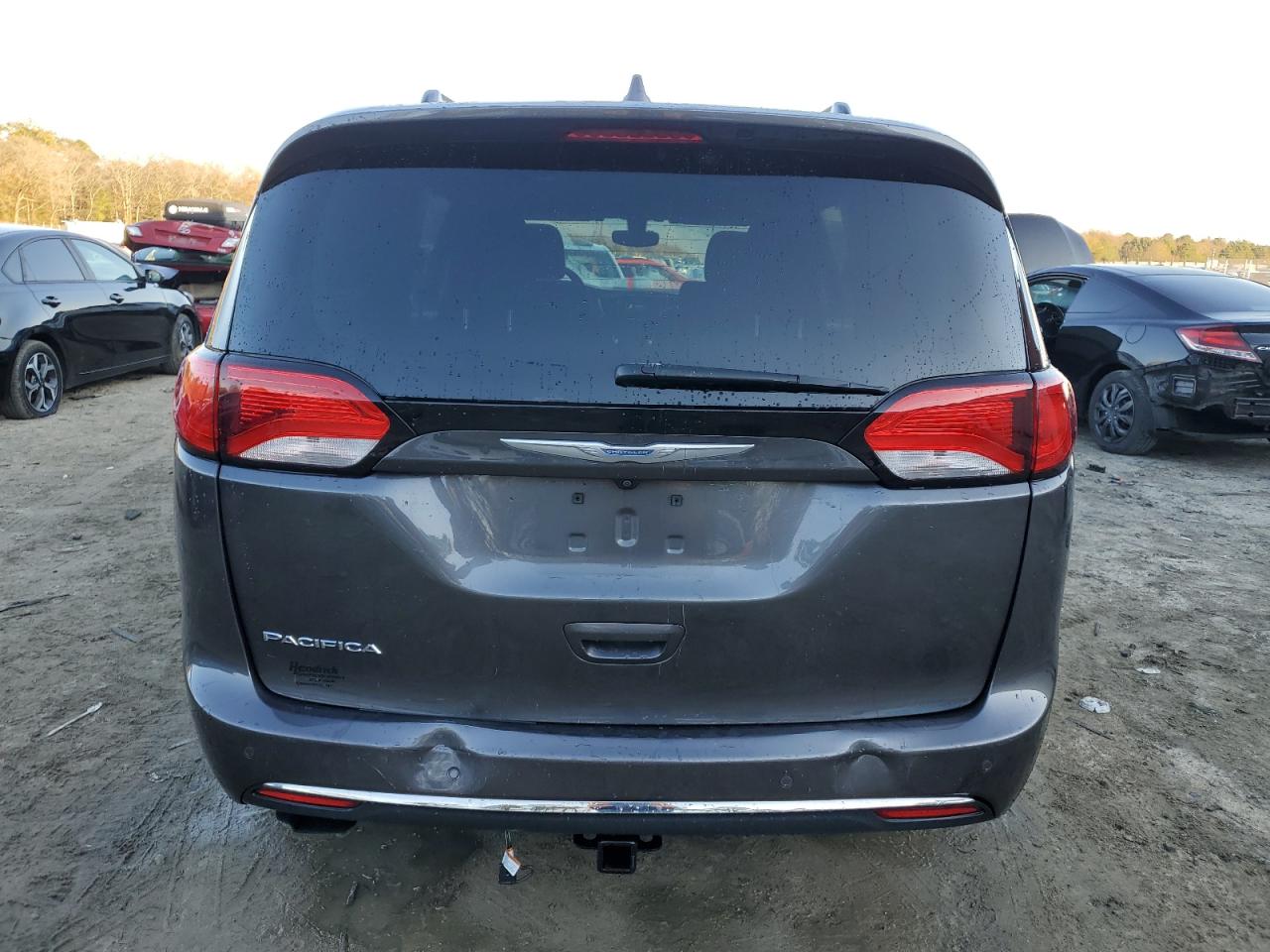 VIN 2C4RC1FGXJR102907 2018 CHRYSLER PACIFICA no.6