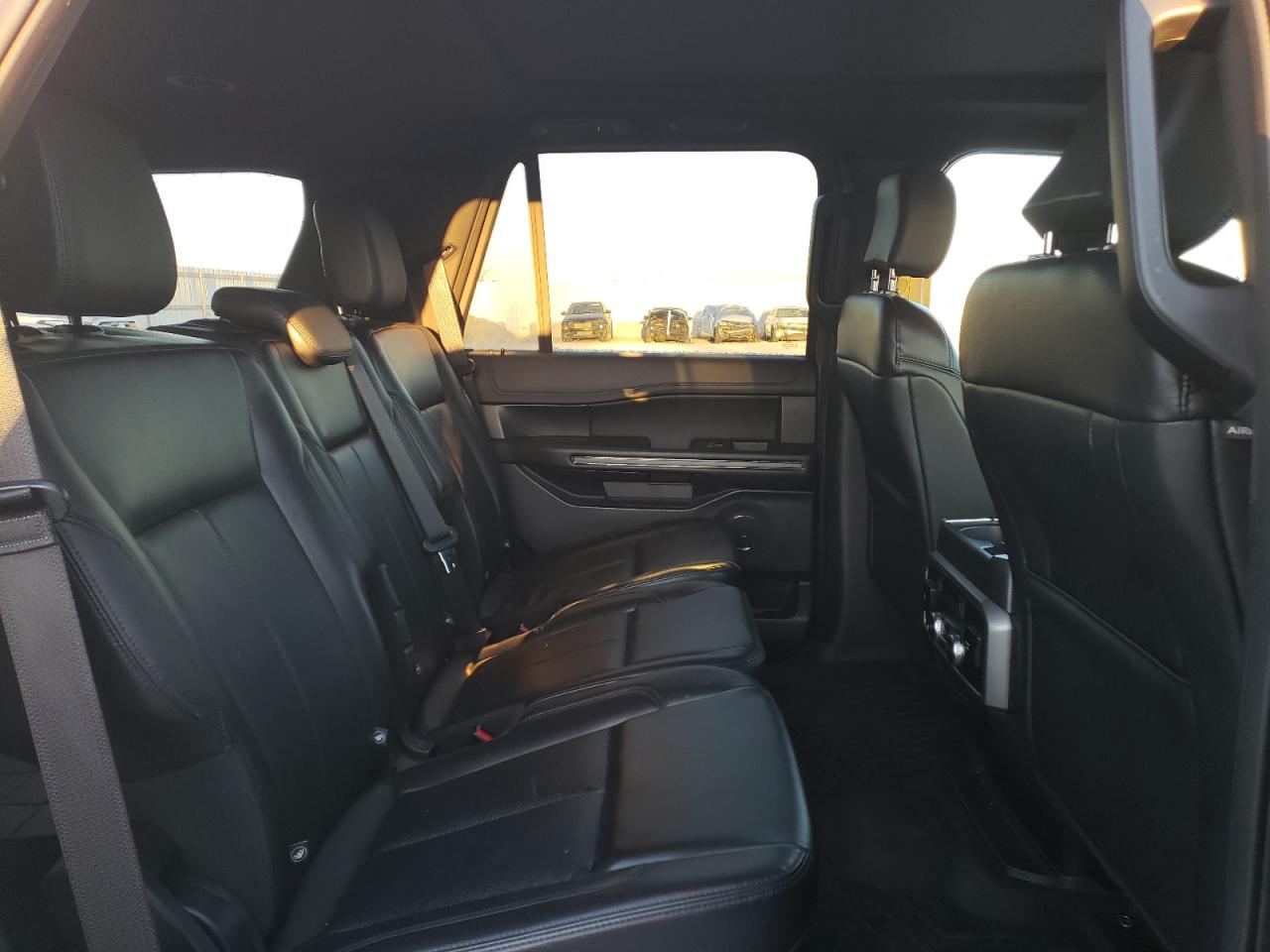 2020 Ford Expedition Xlt VIN: 1FMJU1JT3LEA70800 Lot: 83435094