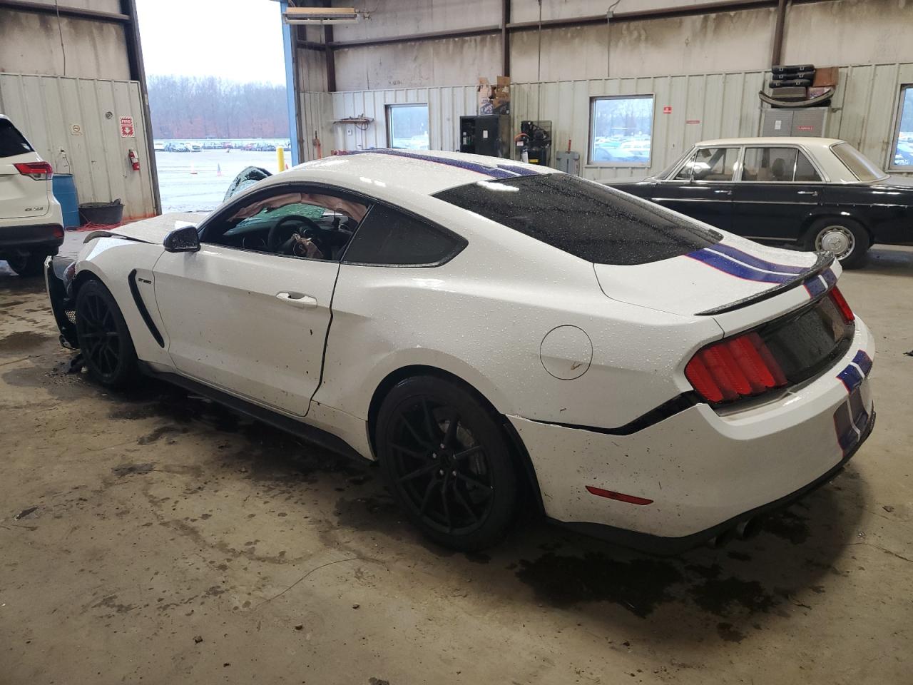 2016 Ford Mustang - Image 2
