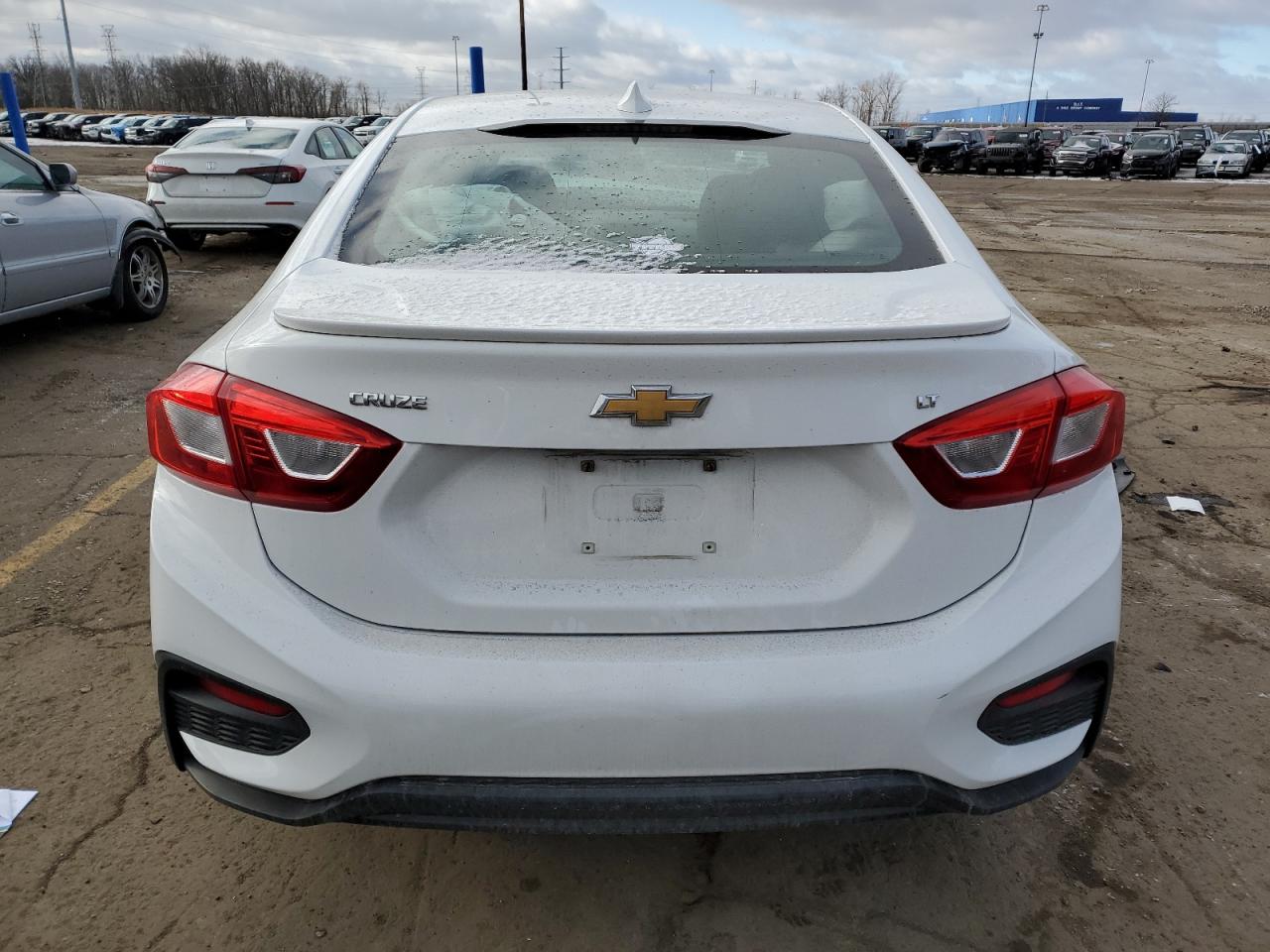 2017 Chevrolet Cruze - Image 6
