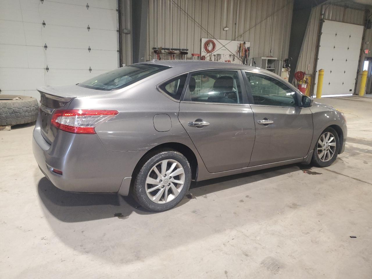 2015 Nissan Sentra - Image 3