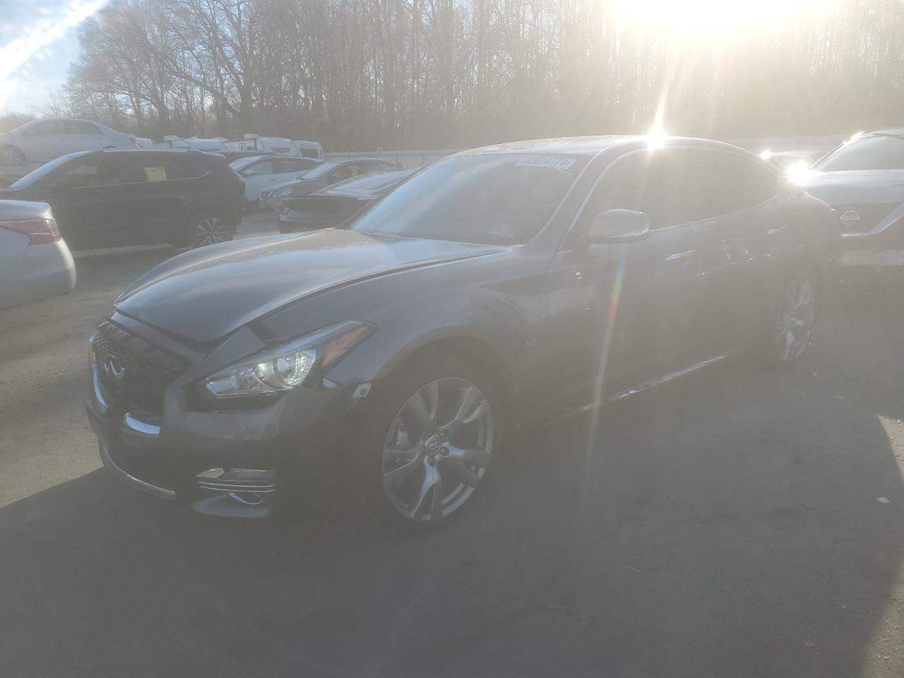 VIN JN1BY1PR8GM720311 2016 INFINITI Q70 no.1