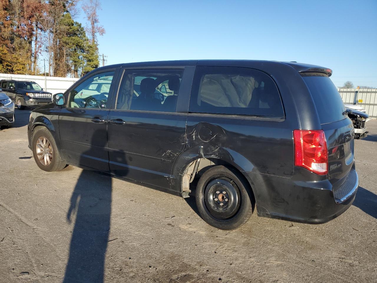 VIN 2C4RDGBG5FR688963 2015 DODGE CARAVAN no.2