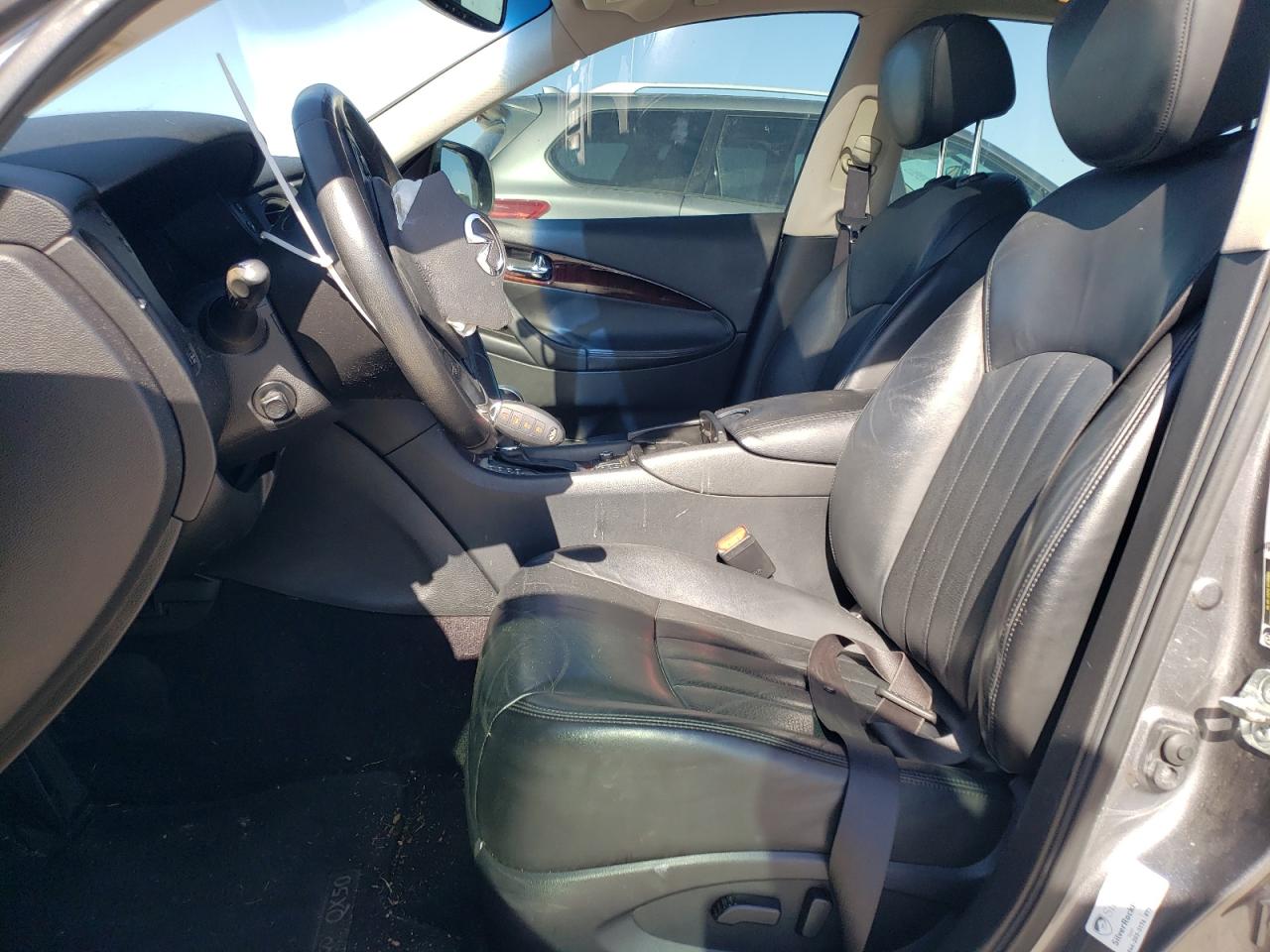 2016 Infiniti QX50 - Image 7