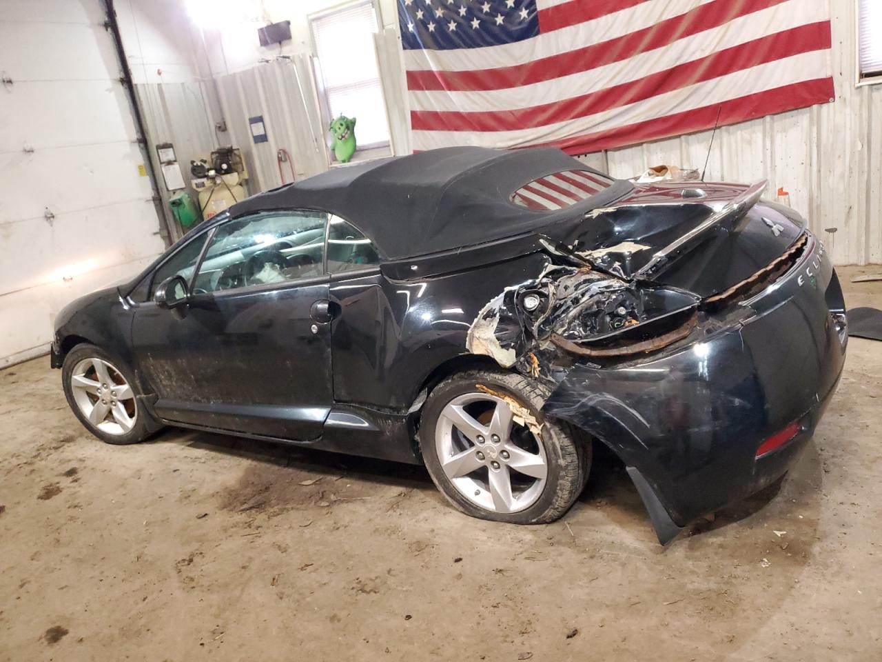 2008 Mitsubishi Eclipse - Image 2
