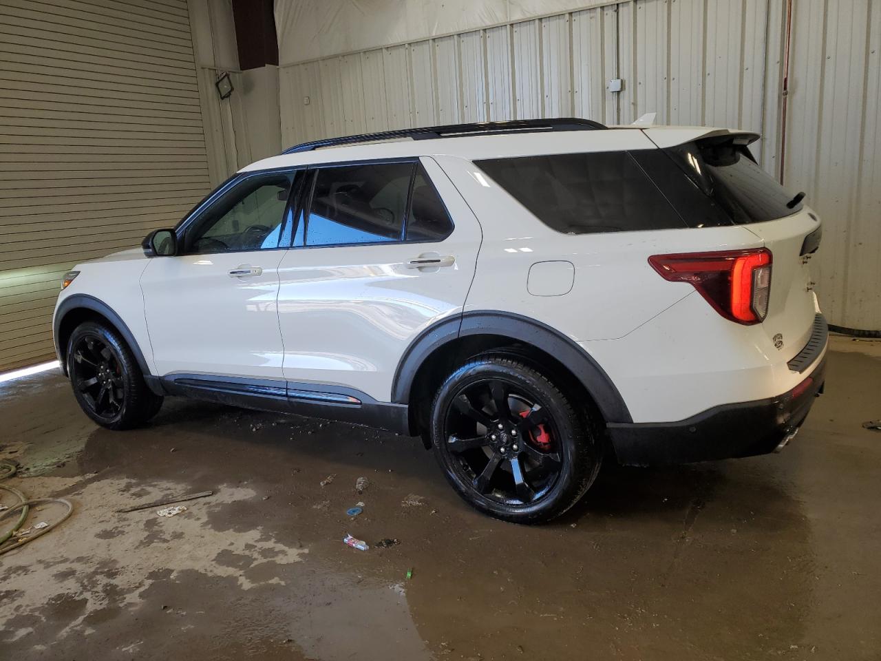 2020 Ford Explorer - Image 2