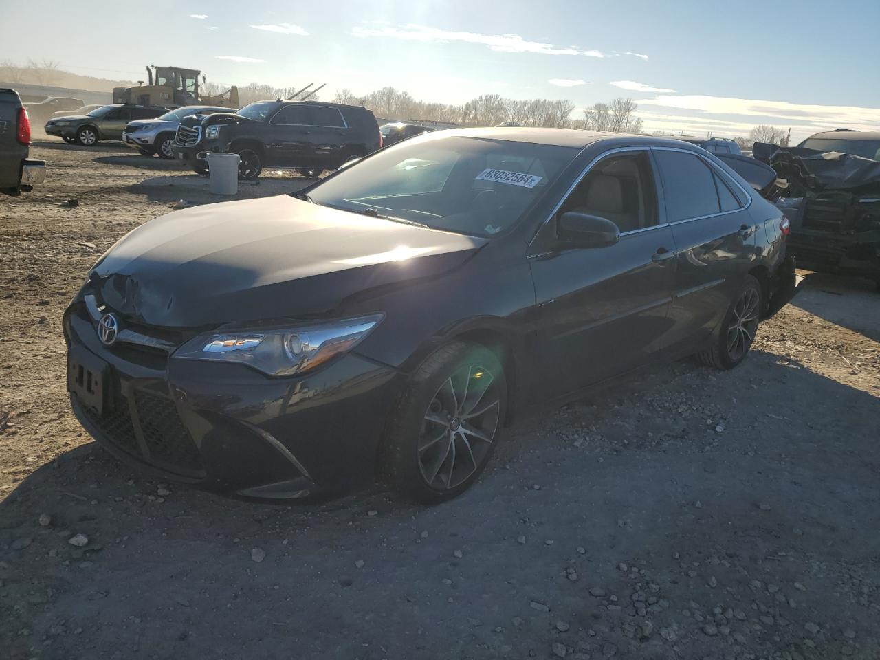 4T1BF1FK5GU527486 2016 TOYOTA CAMRY - Image 1