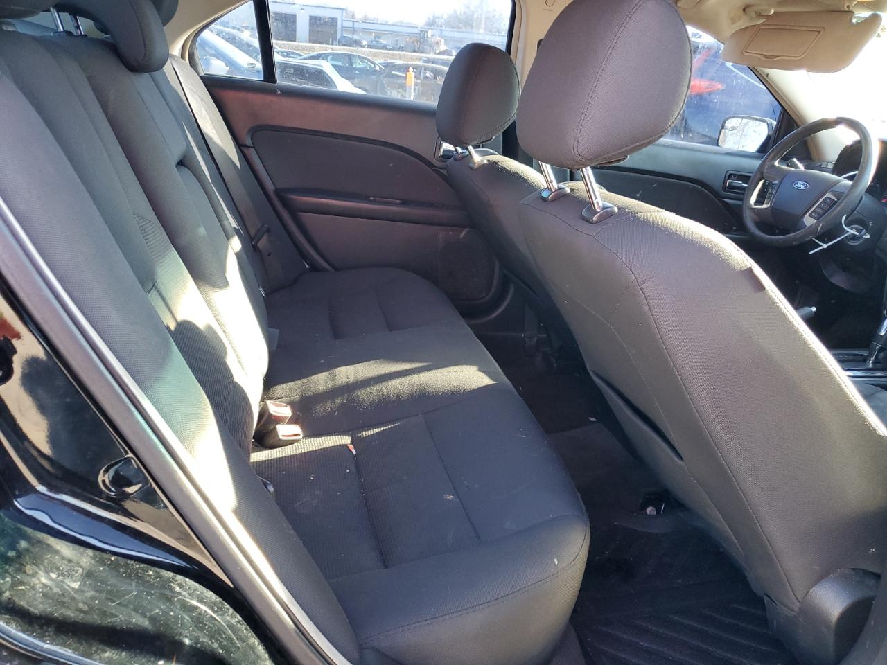2012 Ford Fusion - Image 10